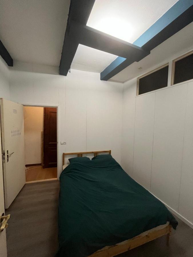 Iru, Not For Parties, Not A Hotel, Room With No Kitchen Amsterdam Exterior foto